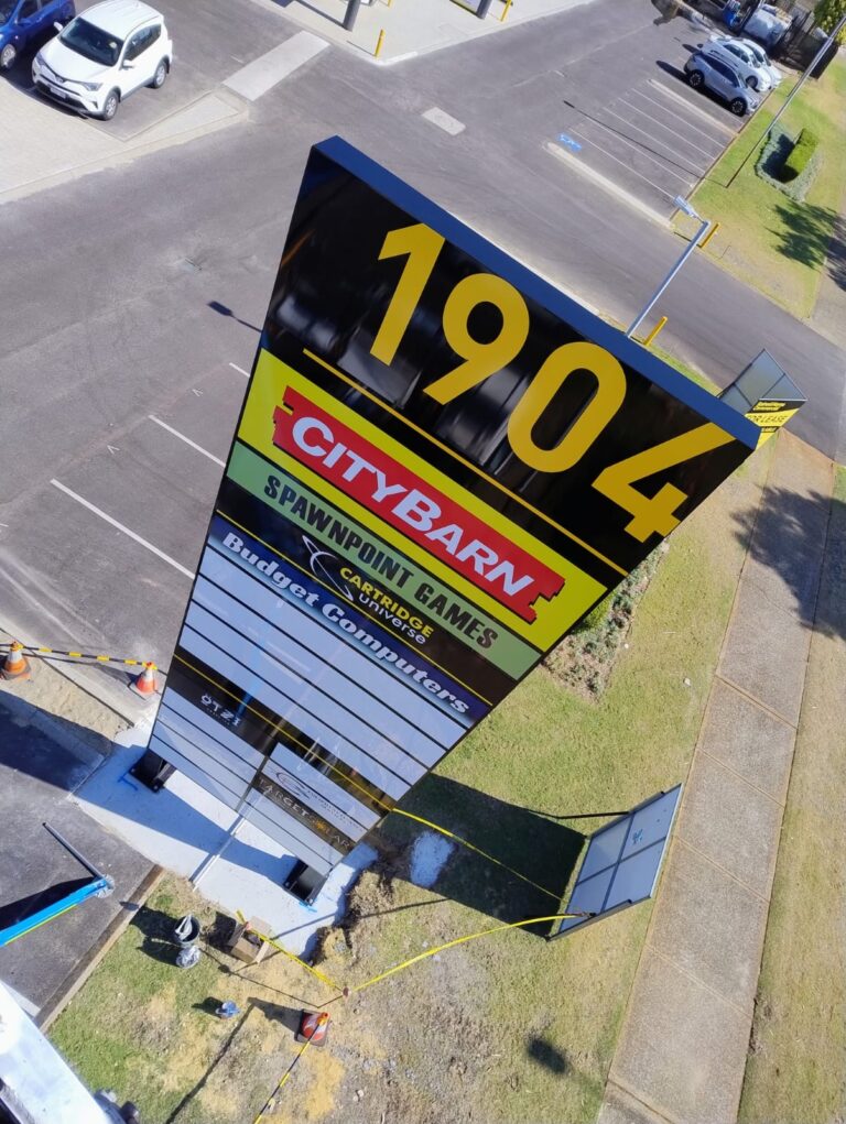 SAFETY SMARTS! - Signs &amp; Lines